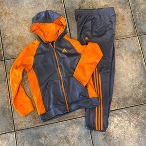 Adidas Warm Up sz: 14/16 Boys Large